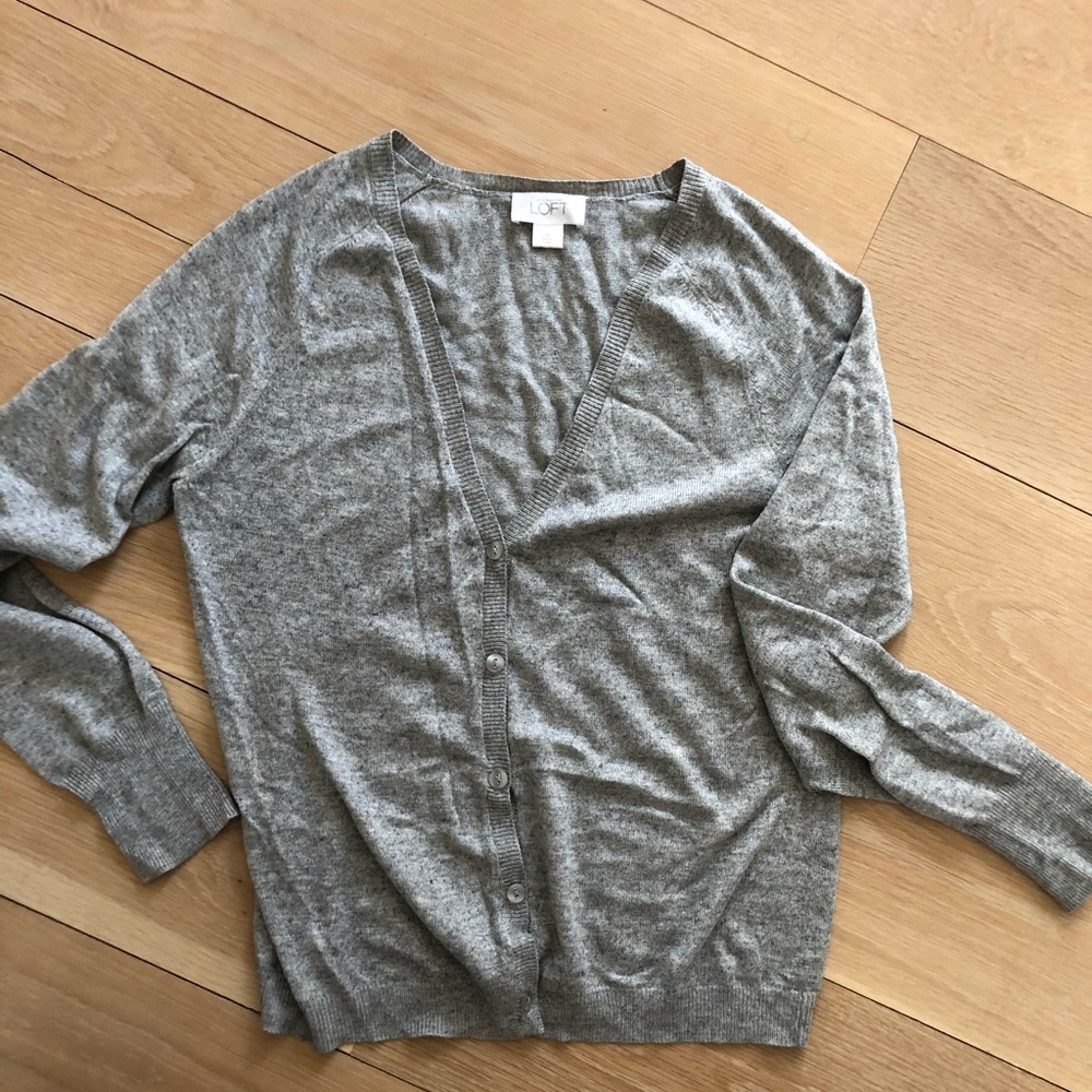 Grey silk/cashmere blend v-neck cardigan size M